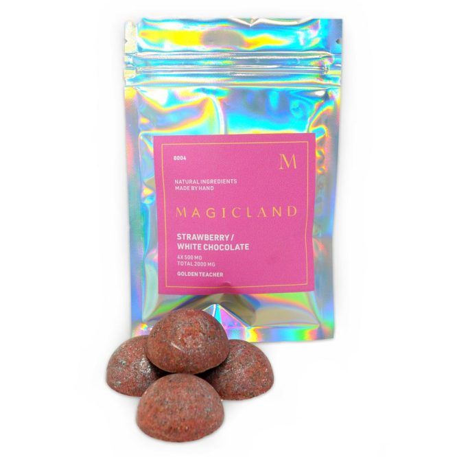 Magicland-Strawberry-White-Chocolate-Golden-Teacher